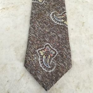 VINTAGE DON LOPER of California Necktie, 100% Poly, Imported Fabric, Paisley